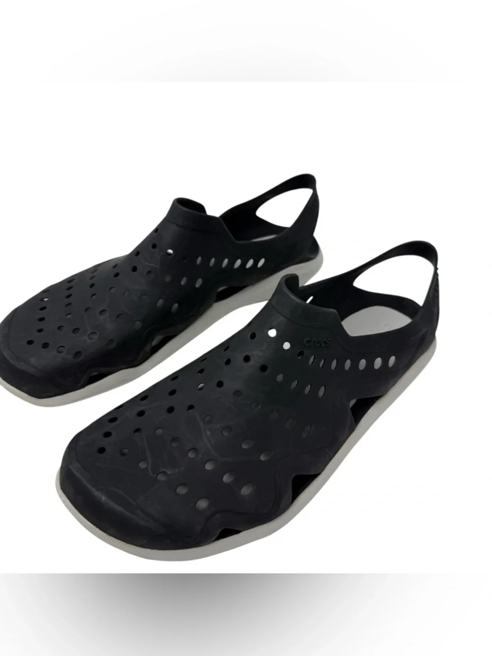 Crocs Swiftwater Wave Men’s Size 8 black slip on water sandals shoes